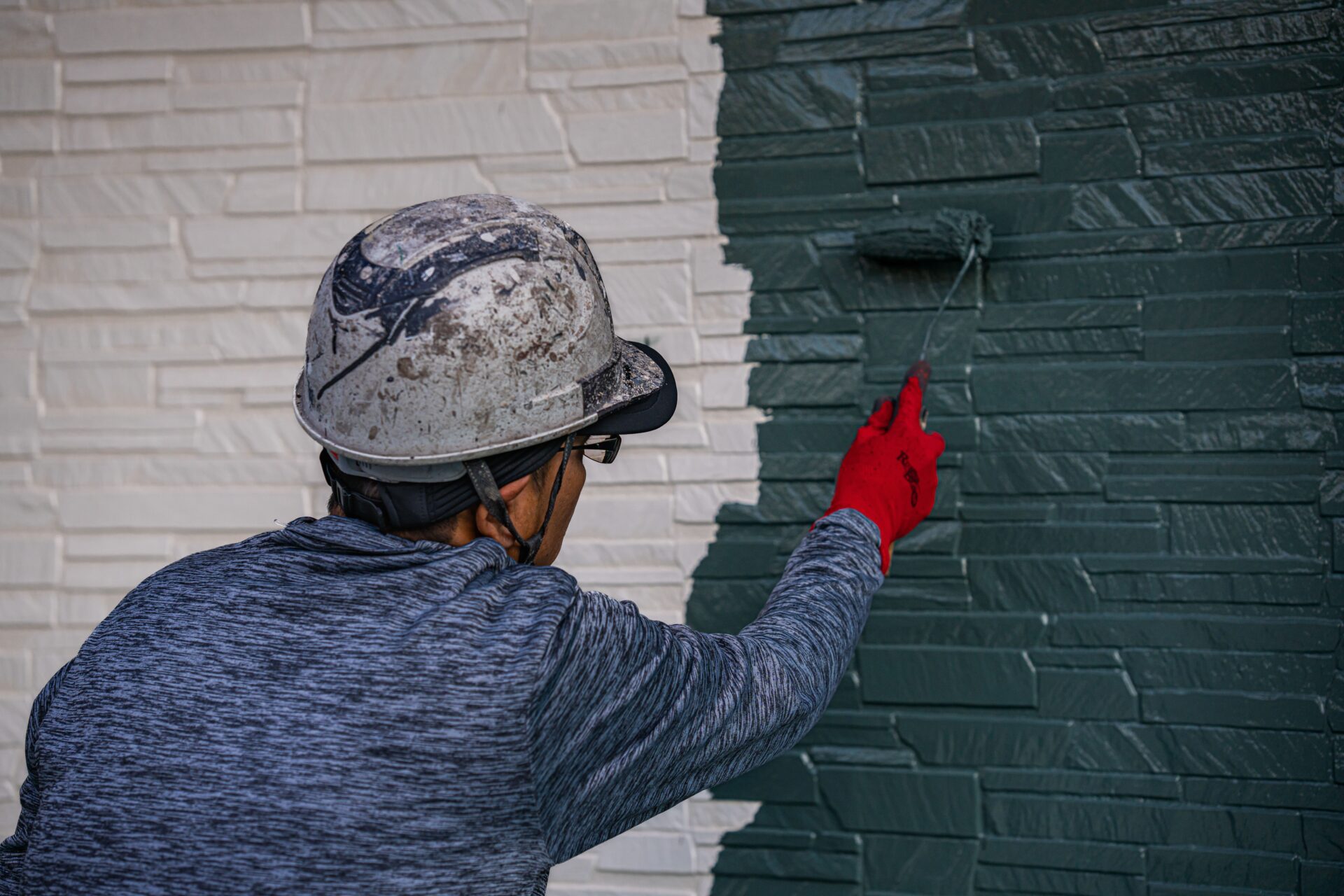 外壁施工の様子